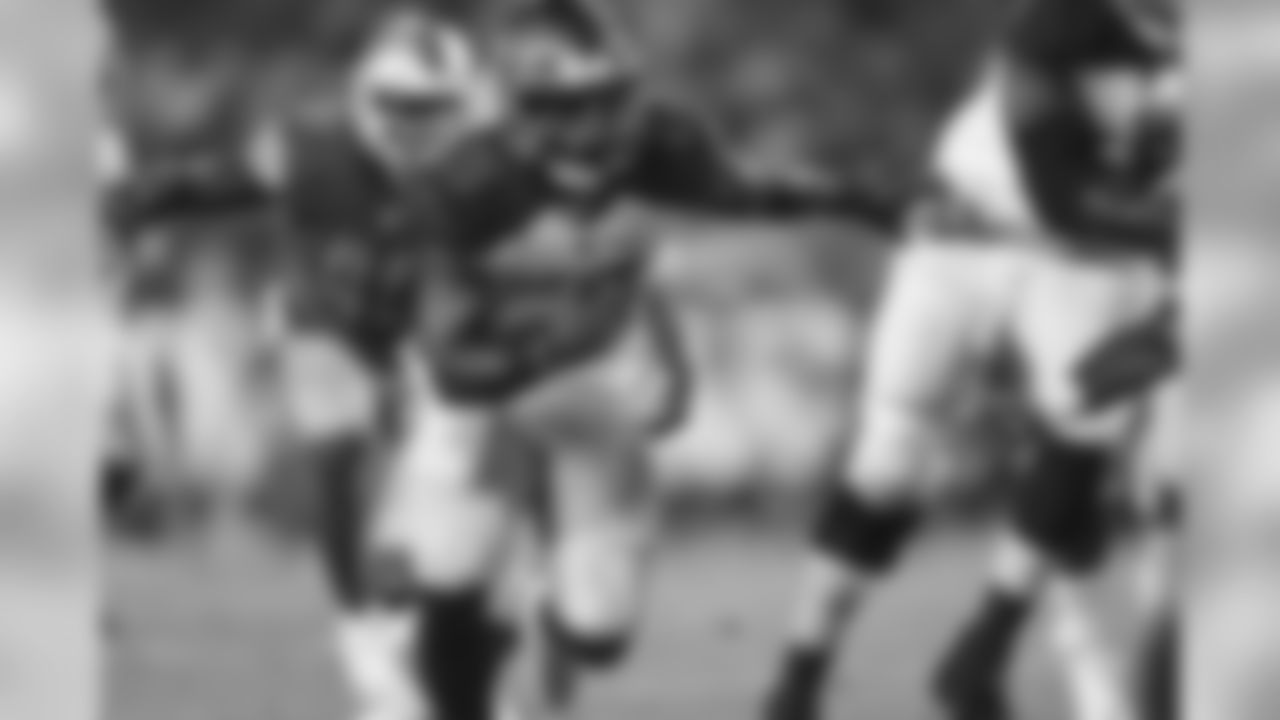 RB Peyton Barber, No. 25