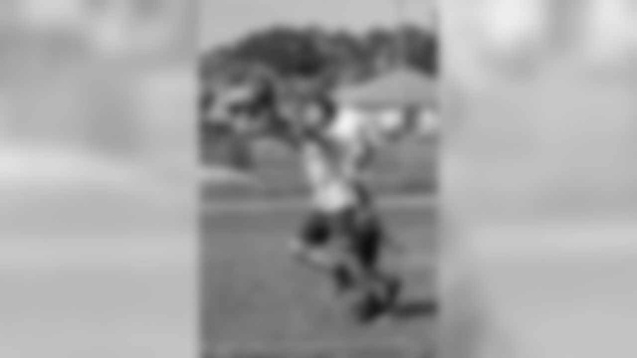191106_TR_JrBucsFlag_ThurgoodMarshallMiddle_039