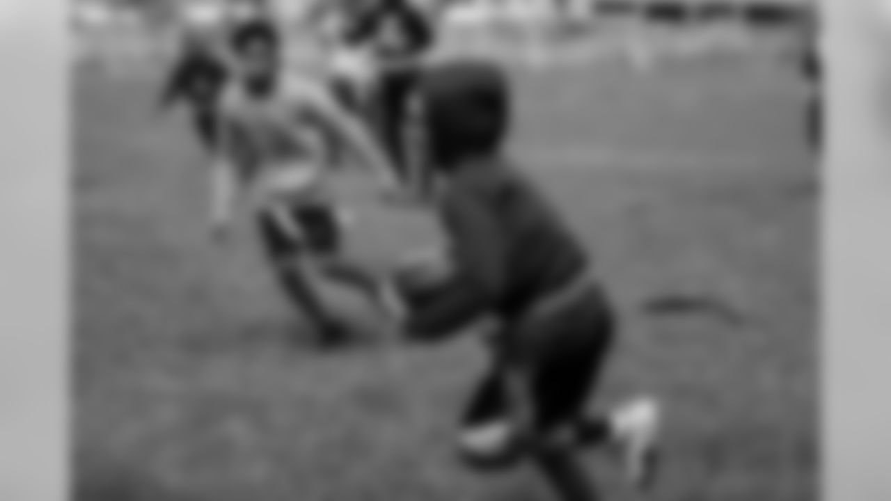 TAMPA, FL- MARCH 6, 2020 - Students participate in drills and games during a visit to Carter G Woodson K-8 for the Jr. Bucs Middle School Flag Football Program. Photo By Tori Richman/Tampa Bay Buccaneers