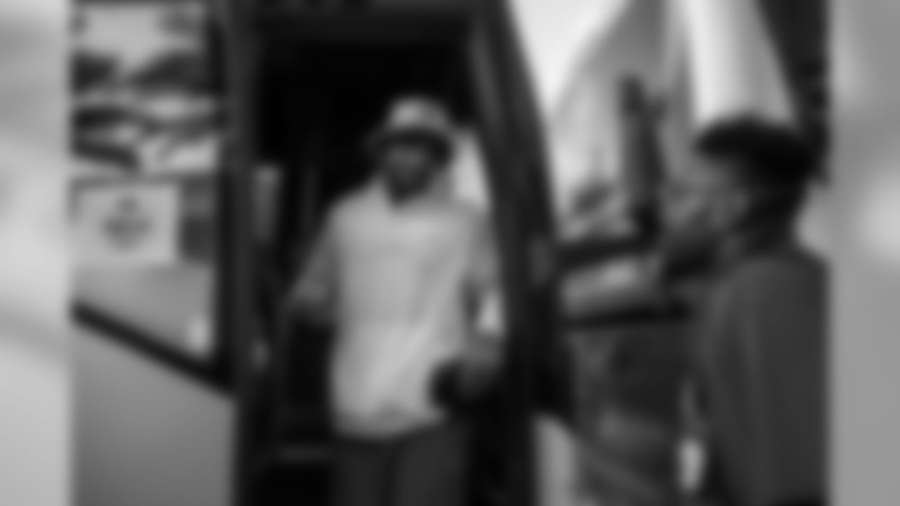 191010_TR_PlayerDeparture_087