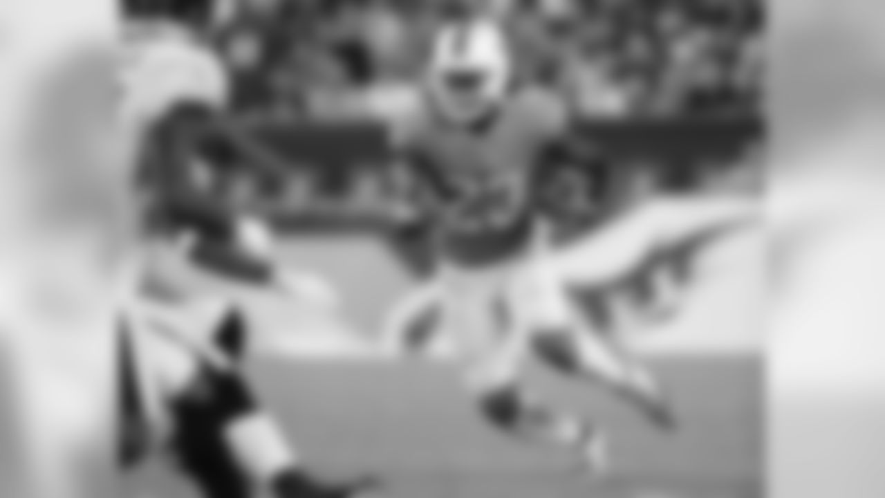 RB Jay Ajayi