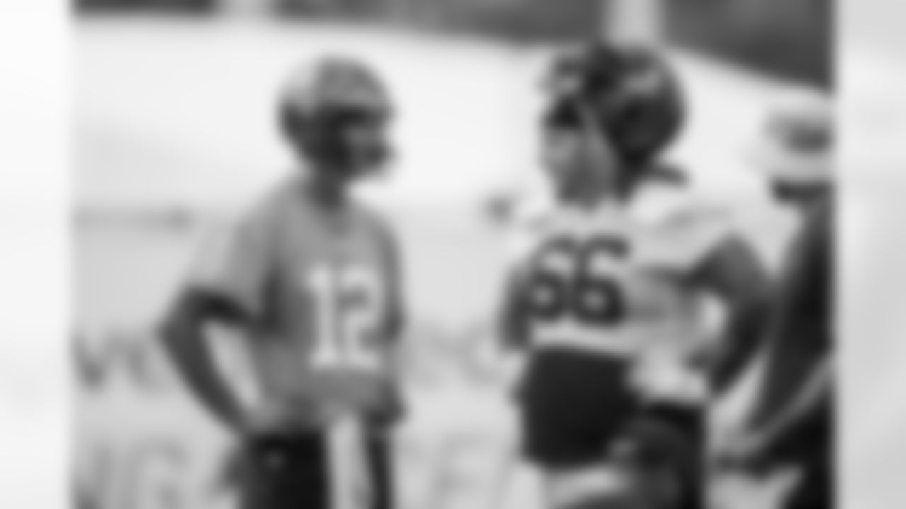 TAMPA, FL - January 04, 2023 - Quarterback Tom Brady #12 and Center Ryan Jensen #66 of the Tampa Bay Buccaneers during practice at AdventHealth Training Center. Photo By Tori Richman/Tampa Bay Buccaneers