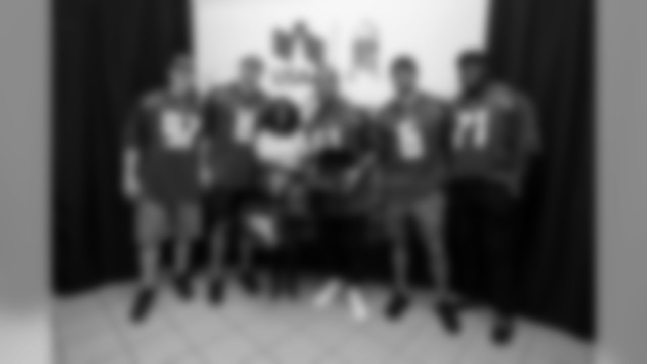 191105_KZ_MacDillVisit_0060