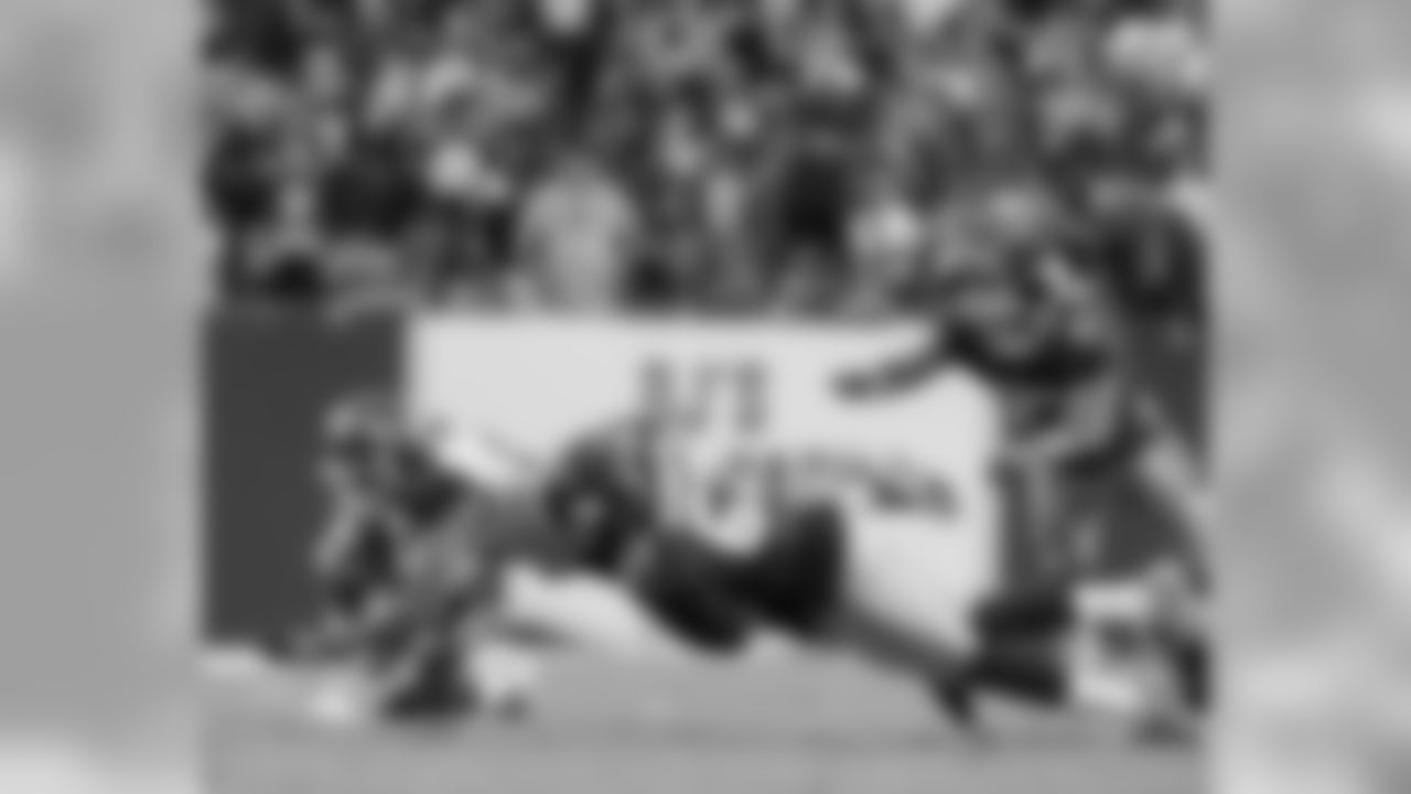 13 WR Mike Evans