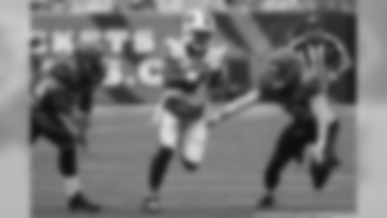QB Tyrod Taylor