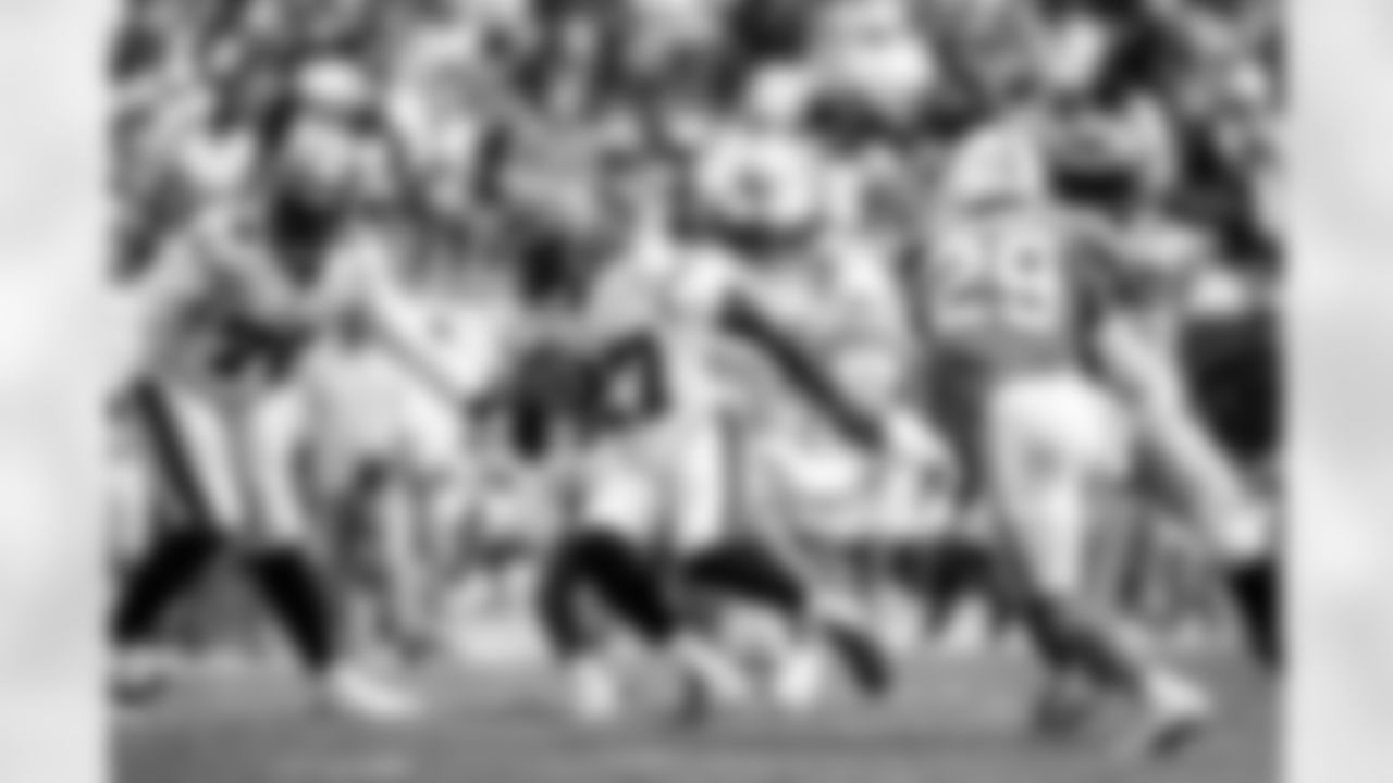 Dolphins vs. Bucs