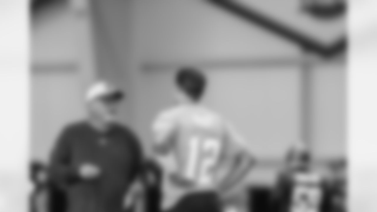 TAMPA, FL - August 26, 2021 - Head Coach Bruce Arians and Quarterback Tom Brady #12 of the Tampa Bay Buccaneers during practice at AdventHealth Training Center. Photo By Kyle Zedaker/Tampa Bay Buccaneers