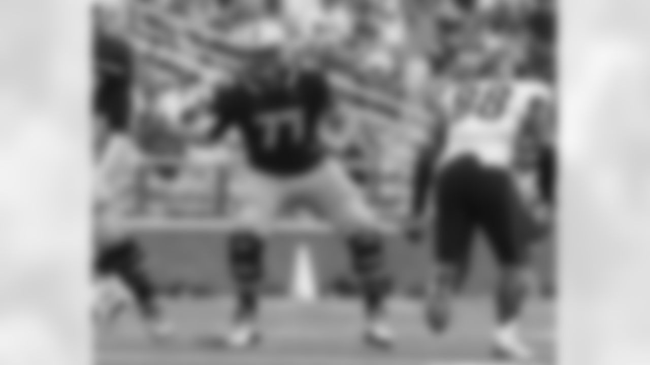 Boston College T Matt Patchan
