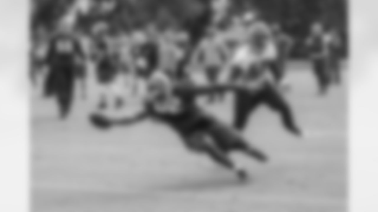 81 TE Tevin Westbrook