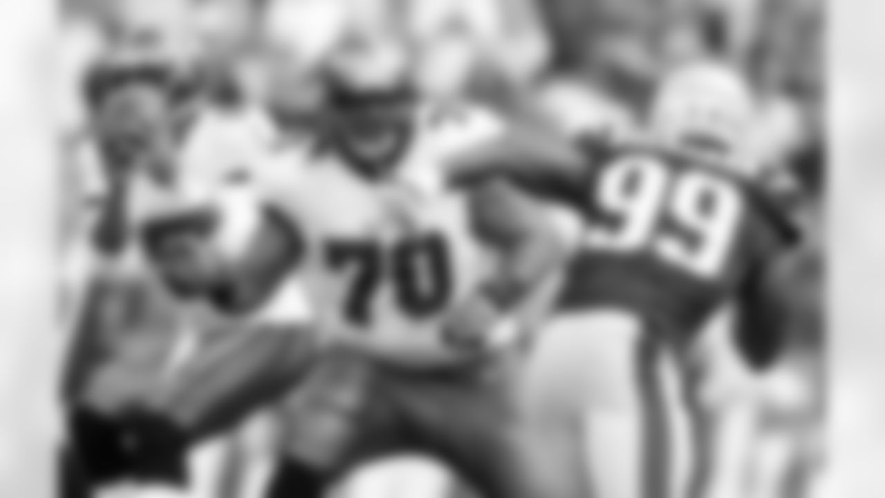 OT Donald Penn drops back in pass protection, keeping Patriots defender Michael Buchanan away from his quarterback.
