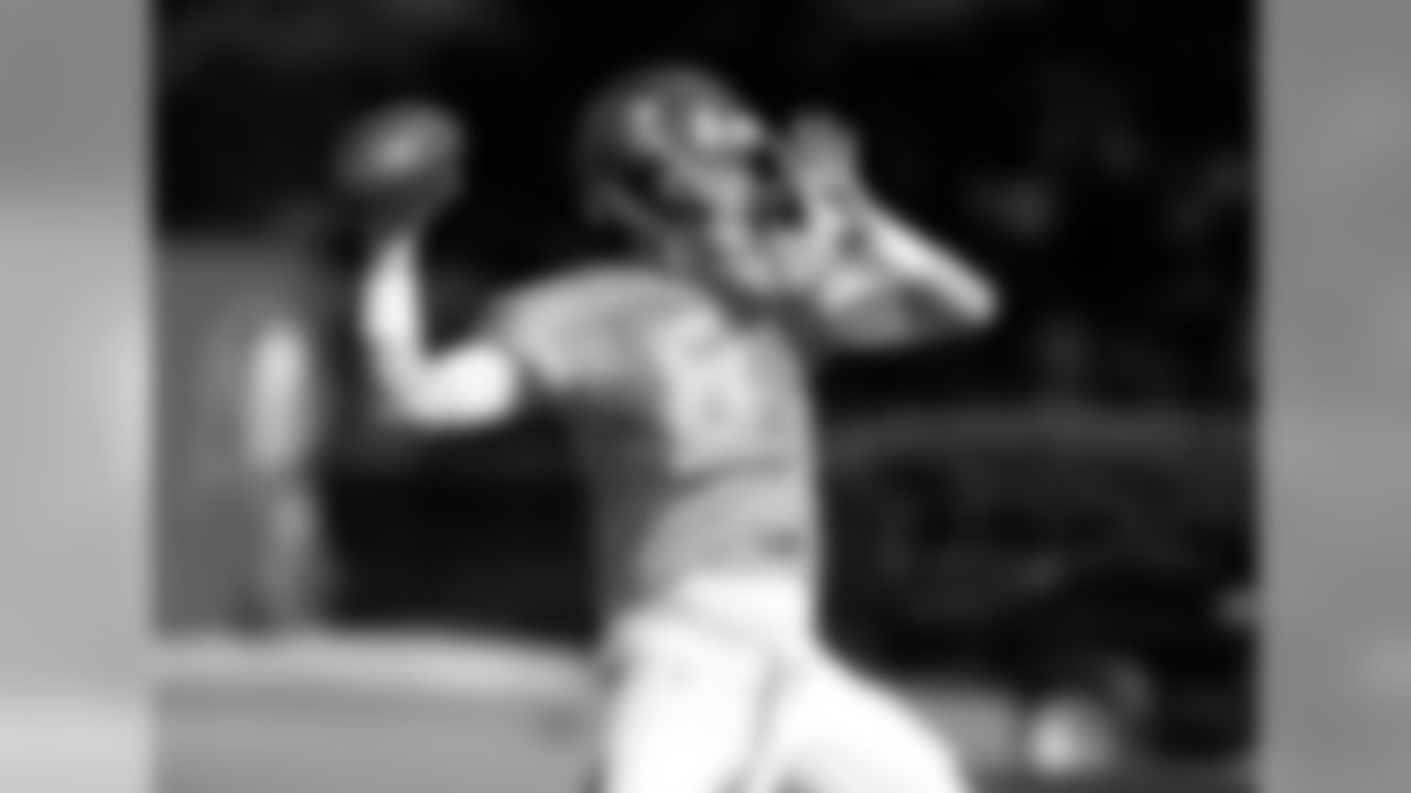 8 QB Mike Glennon