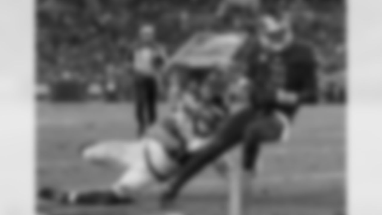 3 QB Jameis Winston