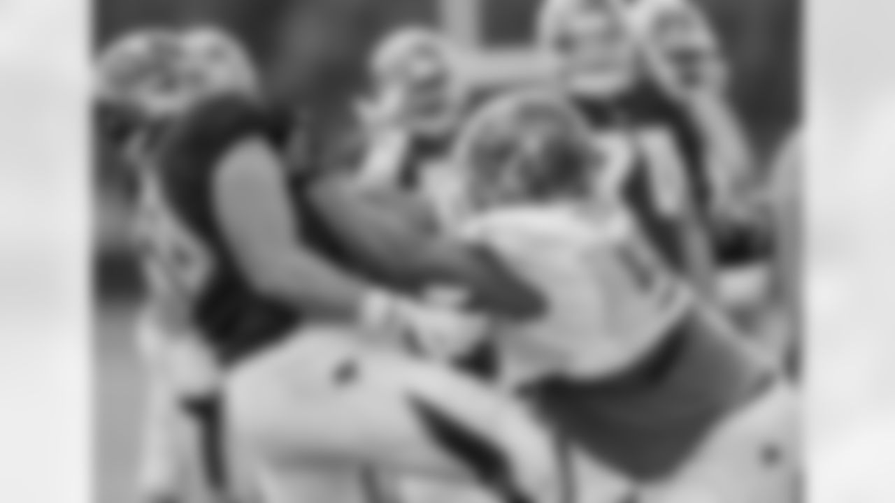 DT Stevie Tu'ikolovatu