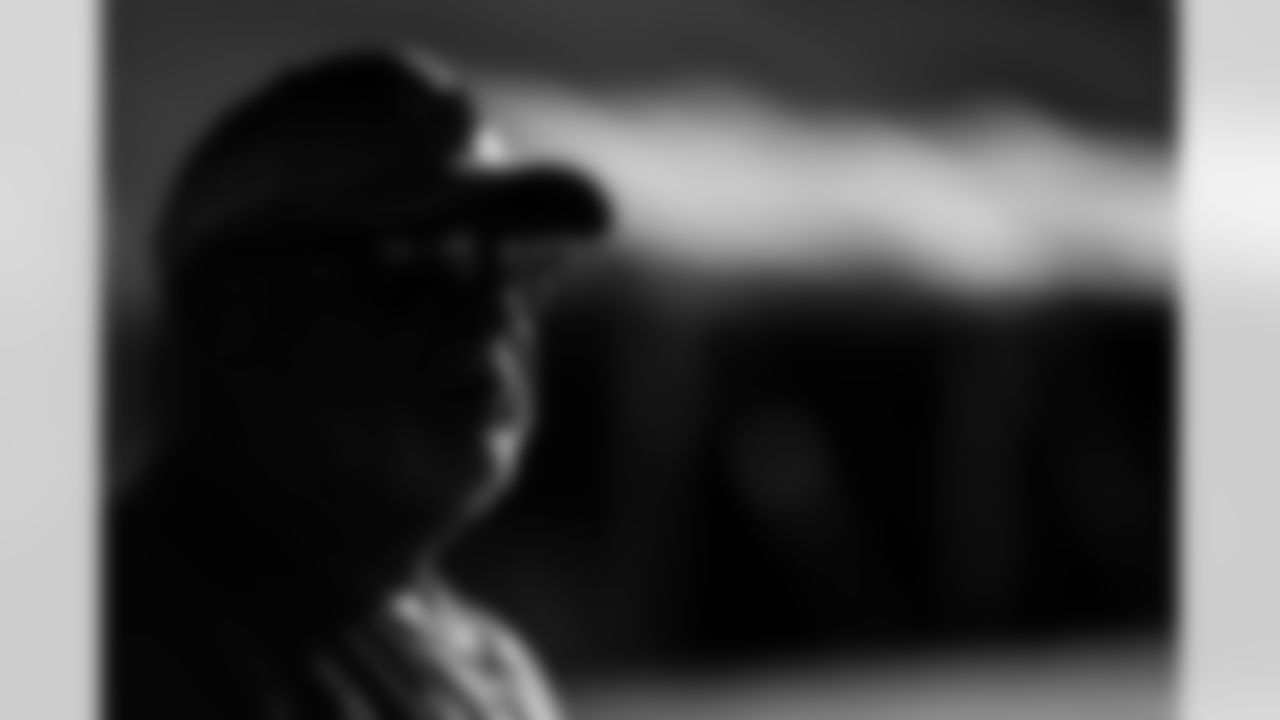 TAMPA, FL - August 10, 2021 - Head Coach Bruce Arians of the Tampa Bay Buccaneers during 2021 Training Camp practice at AdventHealth Training Center. Photo By Kyle Zedaker/Tampa Bay Buccaneers