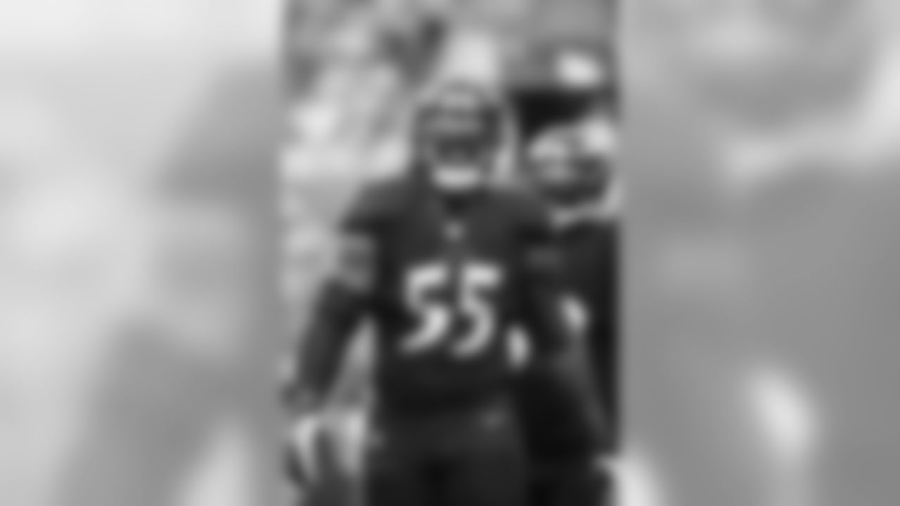 Terrell Suggs - LB #55