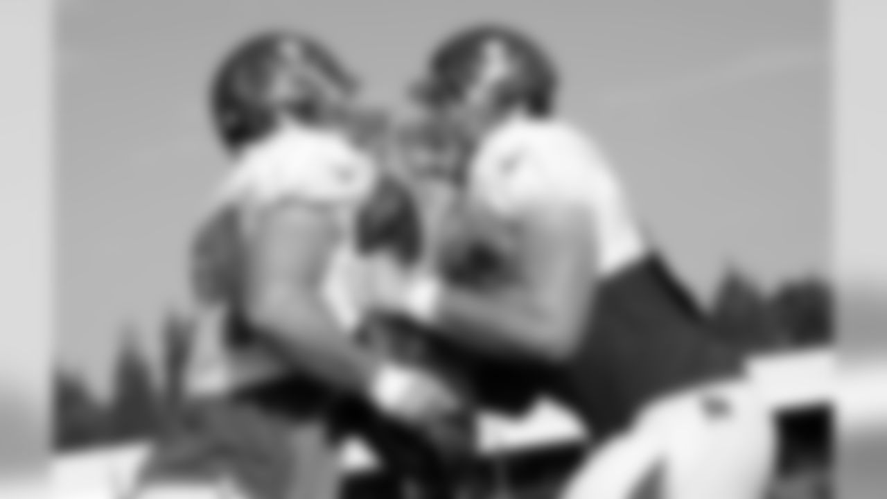 TE Luke Stocker