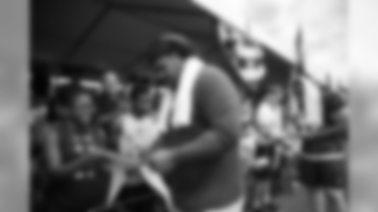 190805_TR_TrainingCamp9_fans065