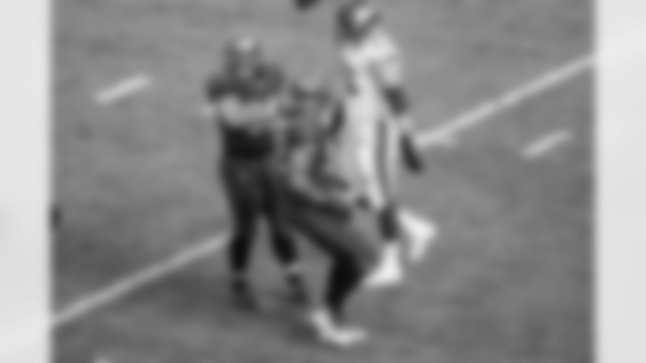 TAMPA, FL - DECEMBER 13, 2020 - Defensive Tackle Ndamukong Suh #93 of the Tampa Bay Buccaneers during the game between the Minnesota Vikings and Tampa Bay Buccaneers at Raymond James Stadium. The Buccaneers won the game, 26-14. Photo By Tori Richman/Tampa Bay Buccaneers