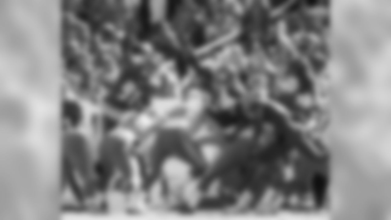DE Robert Ayers and DE William Gholston