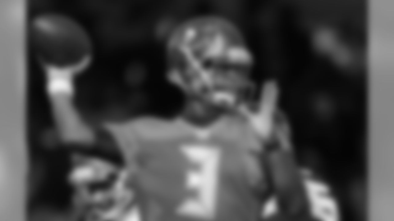 QB Jameis Winston