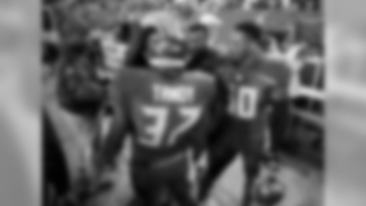 37 S Keith Tandy and #30 S Bradley McDougald