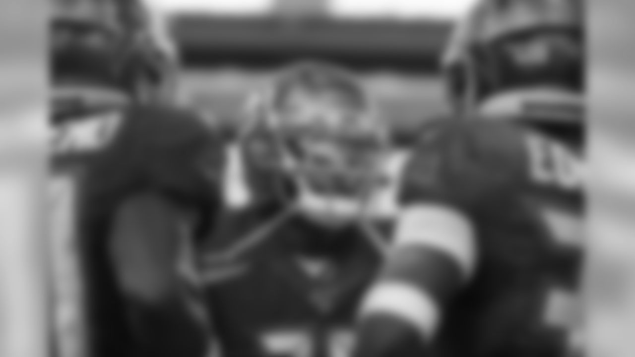 CB Vernon Hargreaves III, No. 28
