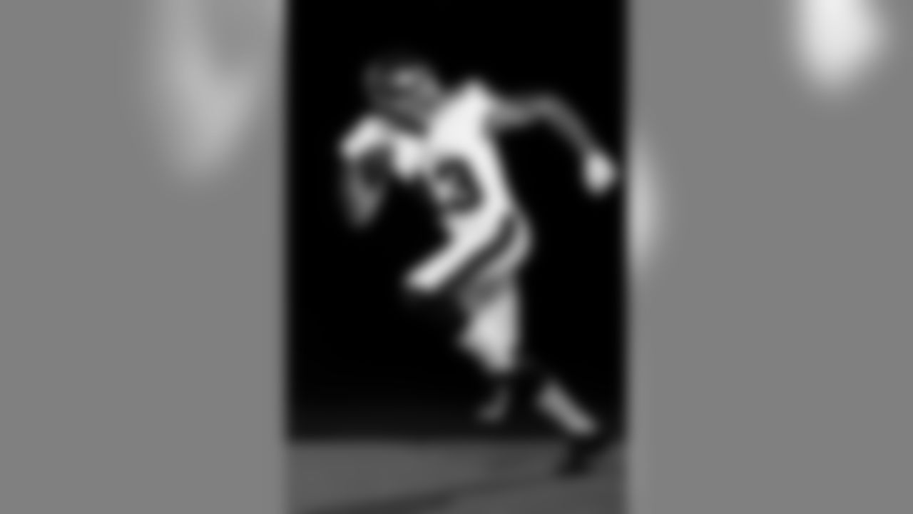 TAMPA, FL - MAY 27, 2020 - Wide Receiver Mike Evans #13 of the Tampa Bay Buccaneers during an asset shoot. Photo By Matt May/Tampa Bay Buccaneers