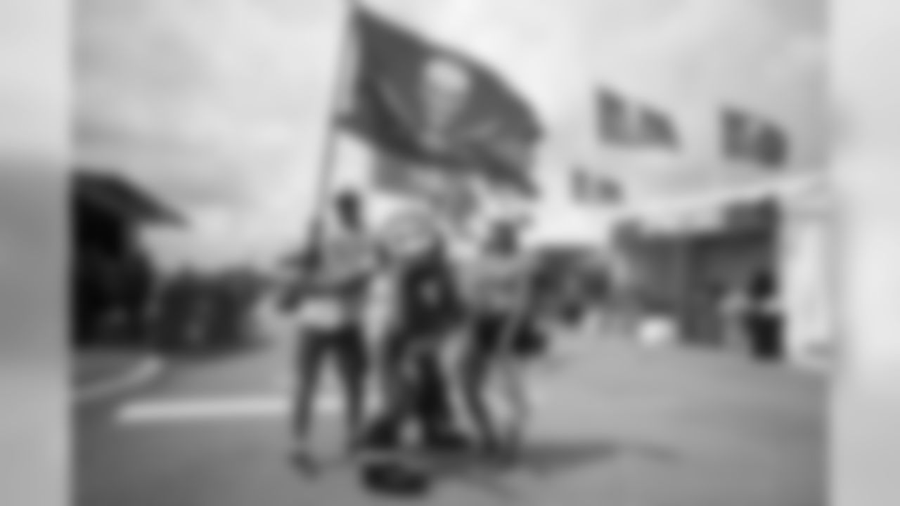 190812_TR_TrainingCamp13_Fans003