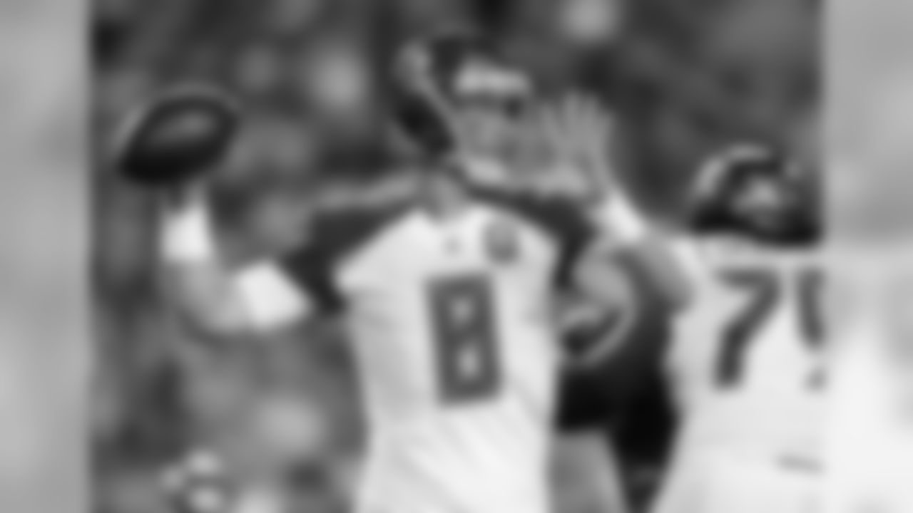 QB Mike Glennon
