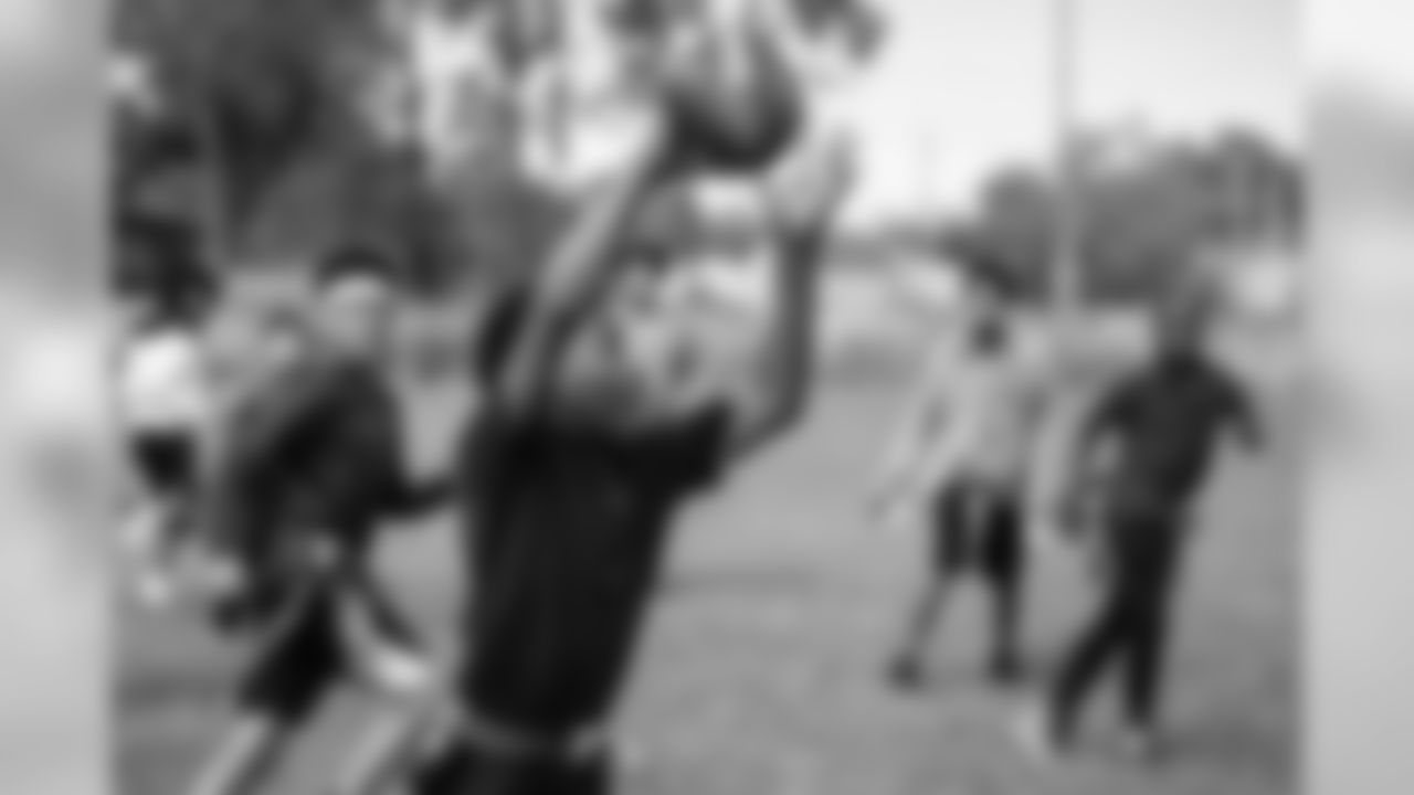 TAMPA, FL- MARCH 6, 2020 - Students participate in drills and games during a visit to Carter G Woodson K-8 for the Jr. Bucs Middle School Flag Football Program. Photo By Tori Richman/Tampa Bay Buccaneers