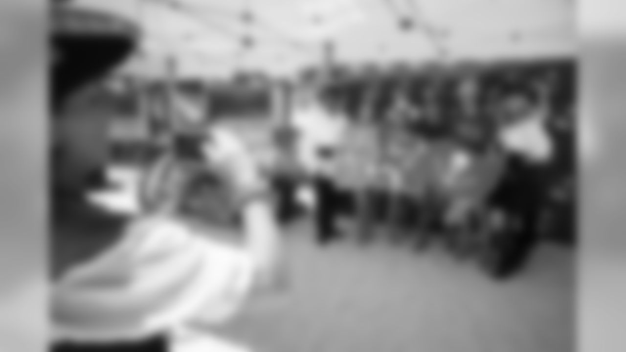 190427_KZ_NFLDraft_Day3_058
