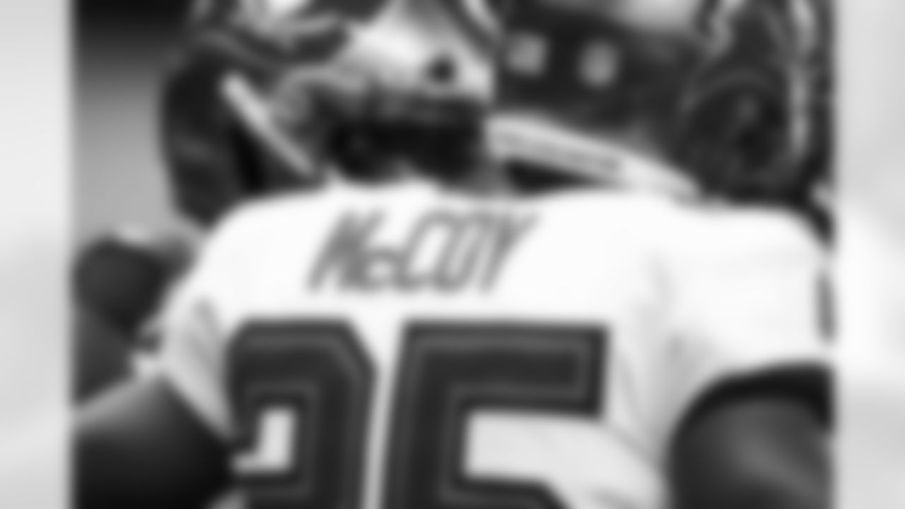 Running back LeSean McCoy goes through warm-ups for Bucs vs. Saints, Week One