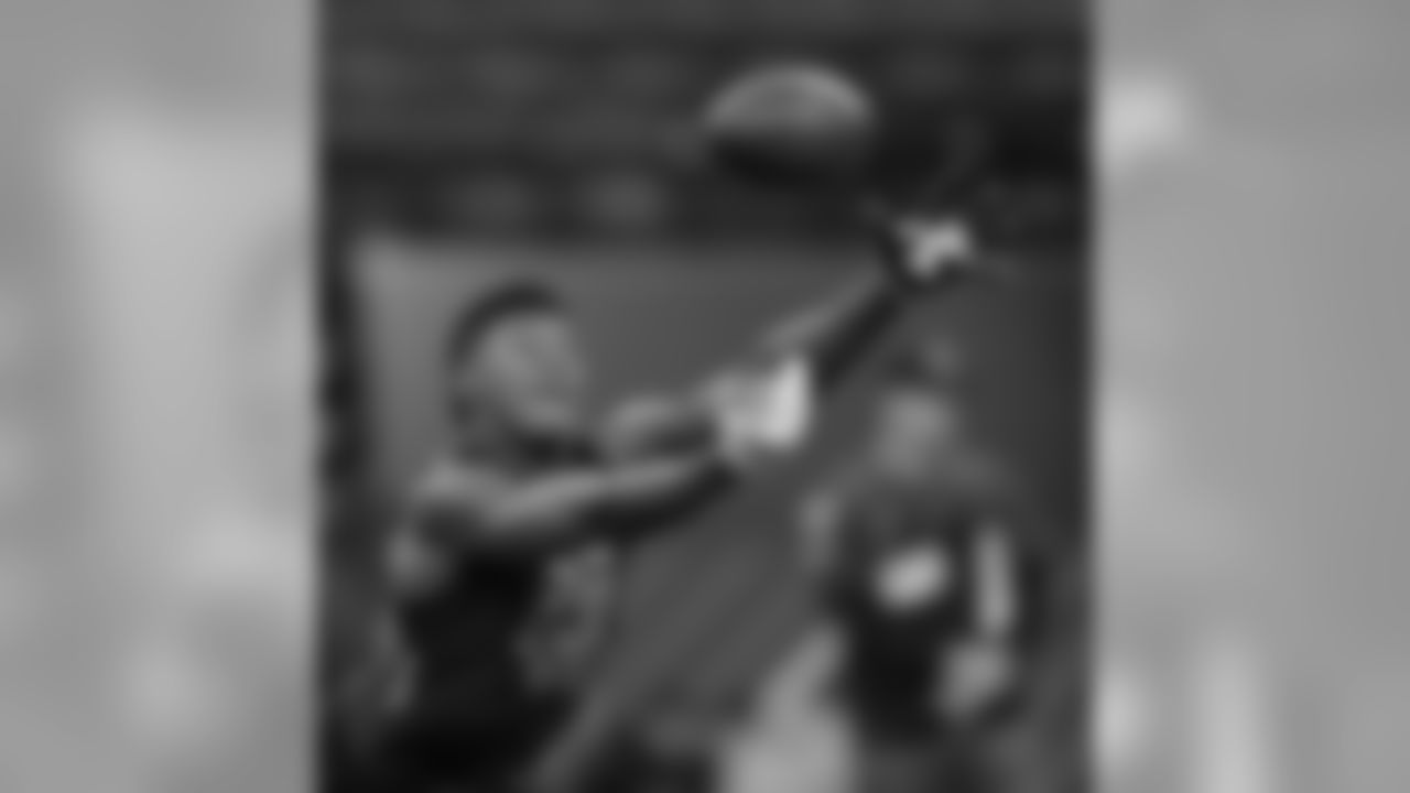 East Carolina wide receiver Zay Jones runs a drill at the NFL football scouting combine Saturday, March 4, 2017, in Indianapolis. (AP Photo/David J. Phillip)