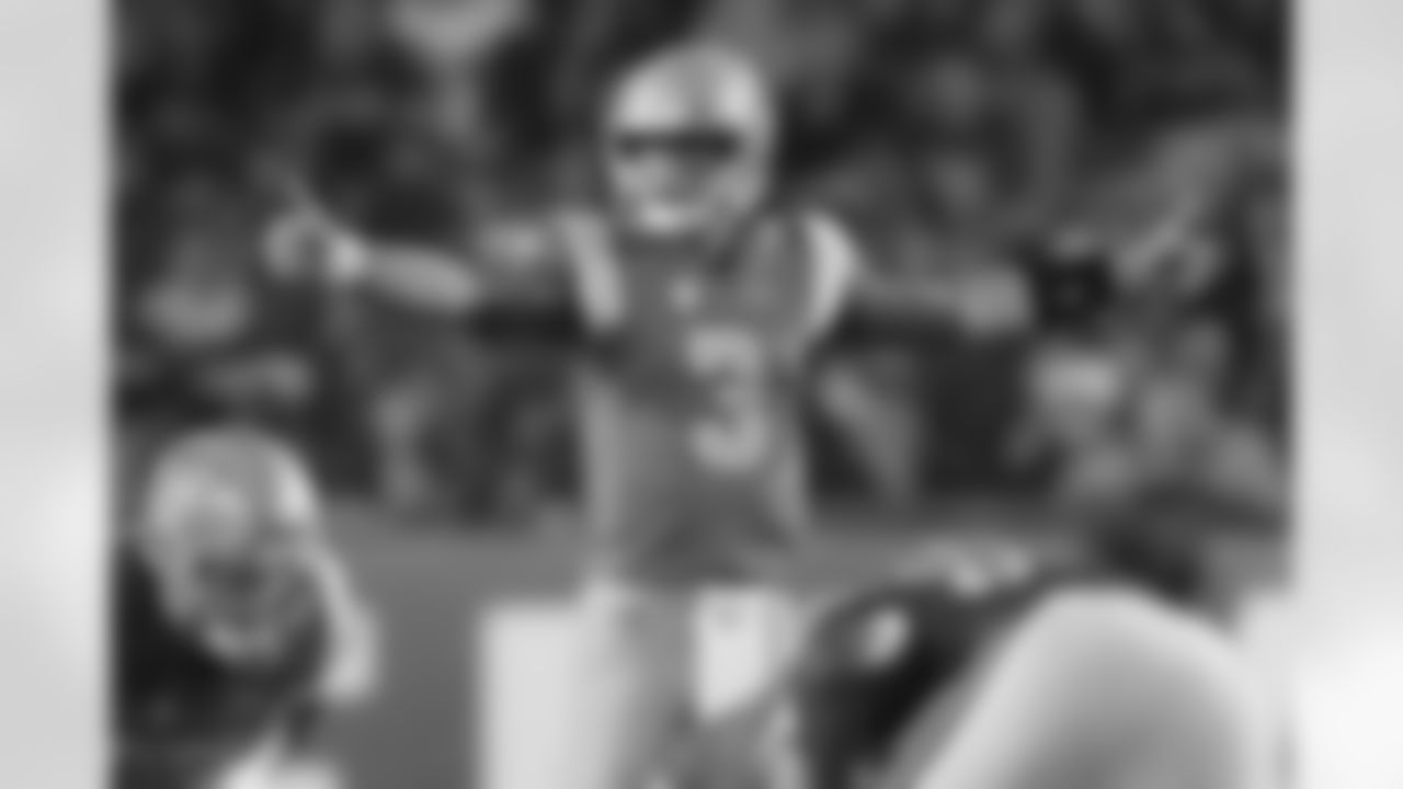 3- Josh Rosen, UCLA