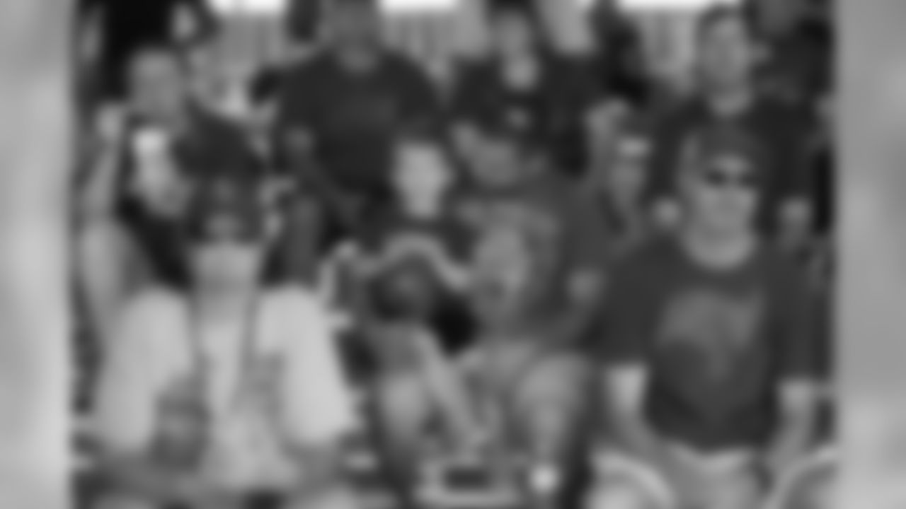 190730_TR_TrainingCamp5_fans_011