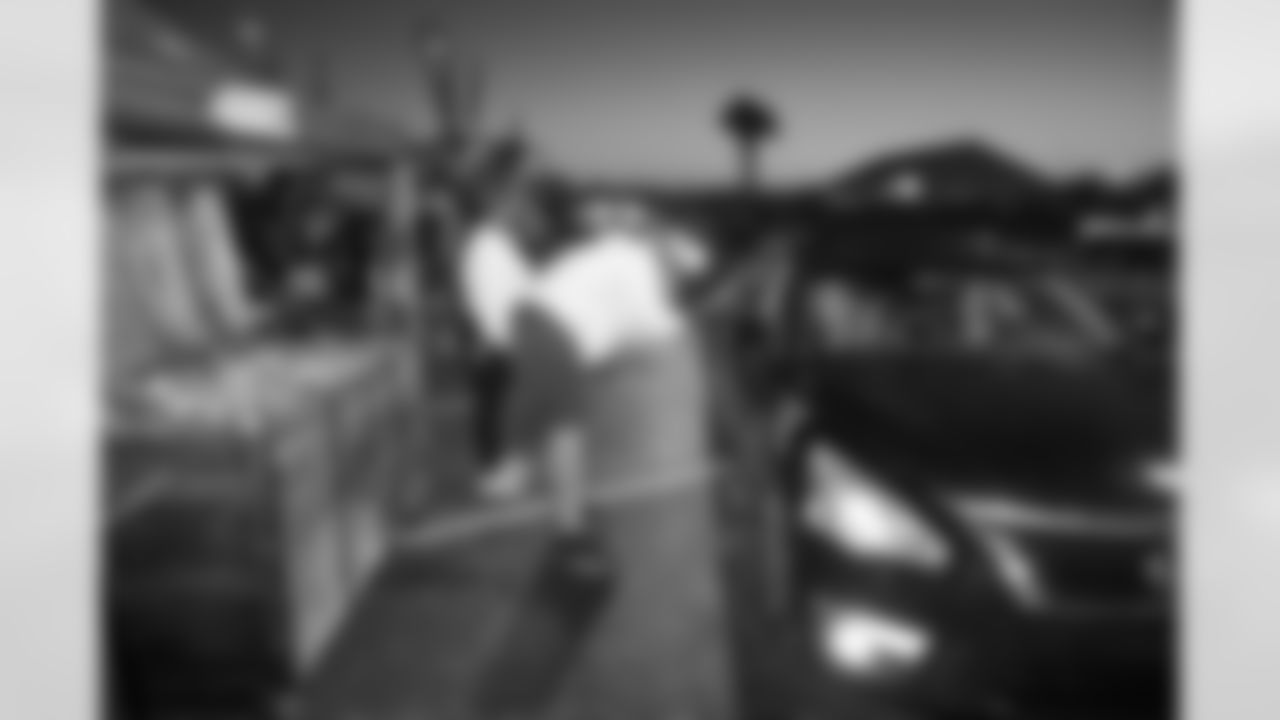 210122_MC_Drive_Through_011