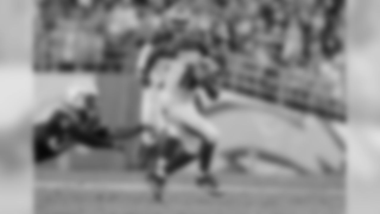 16 WR Freddie Martino