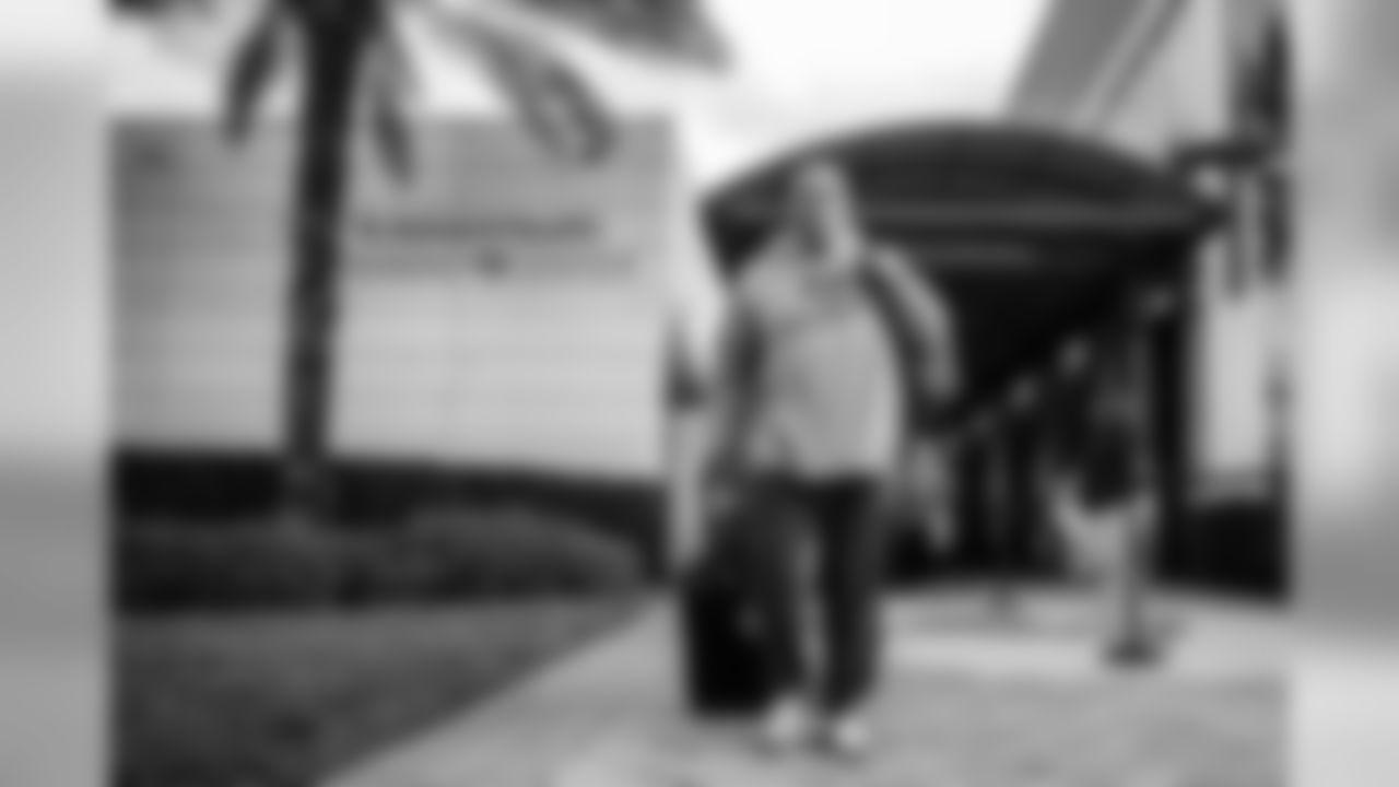 191010_TR_PlayerDeparture_001