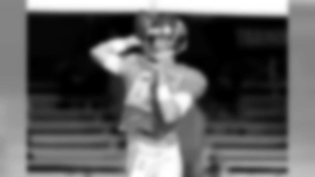 8 QB Mike Glennon