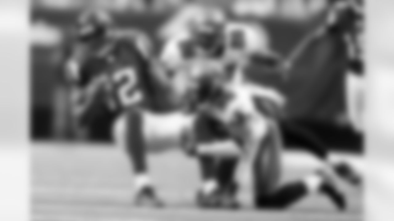 25 Brian Kelly gets in on a tackle
