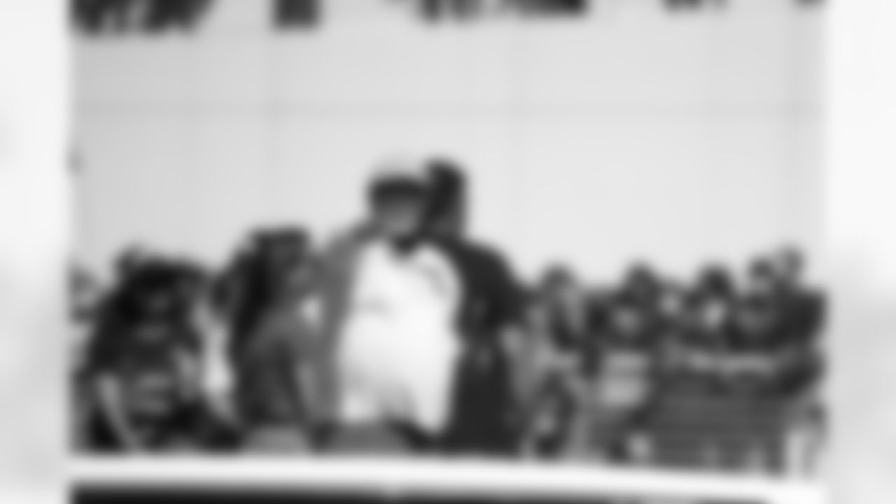 parade_244
