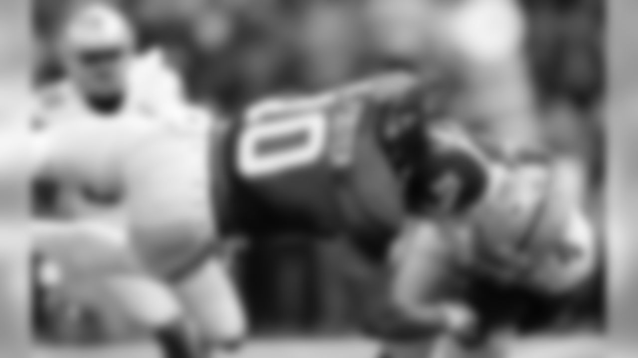 Raiders - Reuben Foster - LB, Alabama