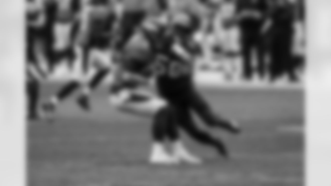 Outside Linebacker Shaquil Barrett