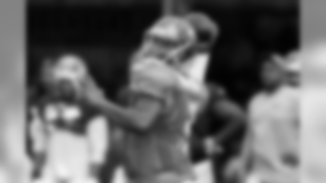 QB Jameis Winston