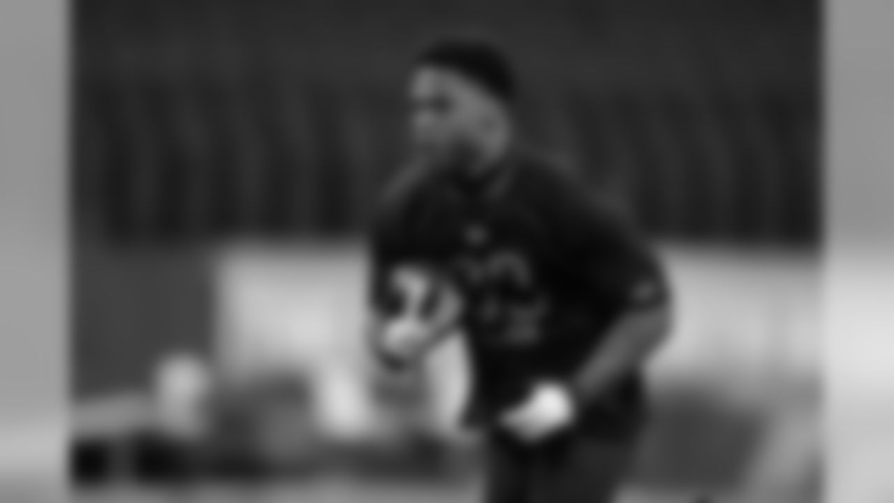 OLB Chapelle Russell
