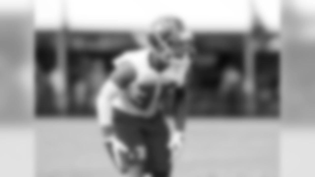 35 CB Javien Elliot