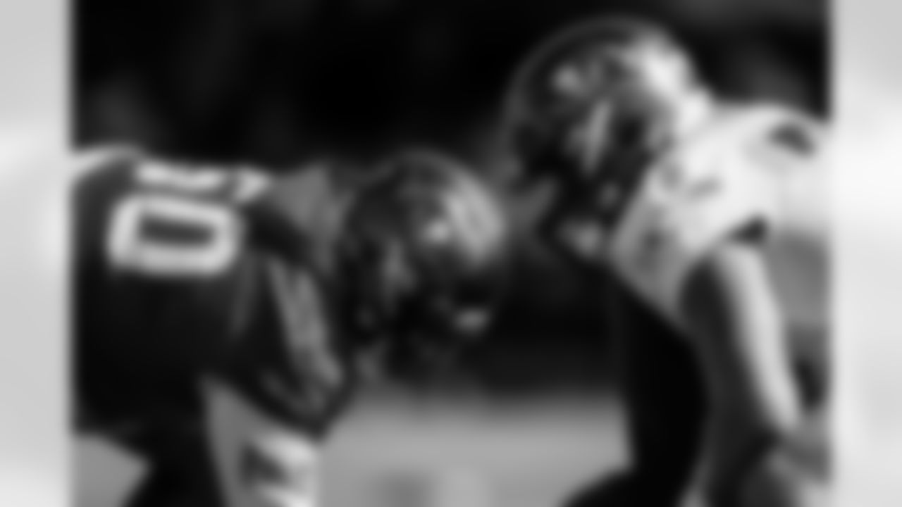 TAMPA, FL - November 11, 2021 - Defensive Tackle Vita Vea #50 of the Tampa Bay Buccaneers during practice at AdventHealth Training Center. Photo By Kyle Zedaker/Tampa Bay Buccaneers
