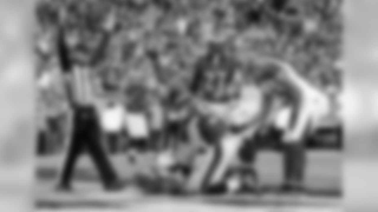 TE Cameron Brate