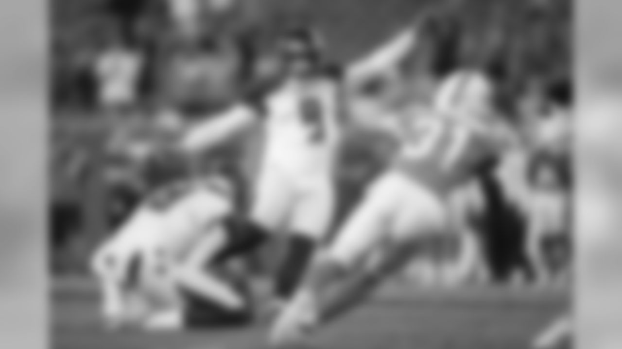 K Matt Gay, No. 9 & P Bradley Pinion, No. 8