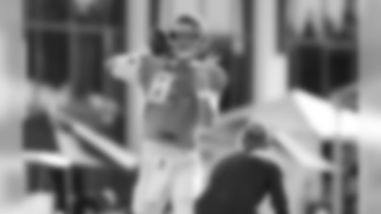 QB Mike Glennon